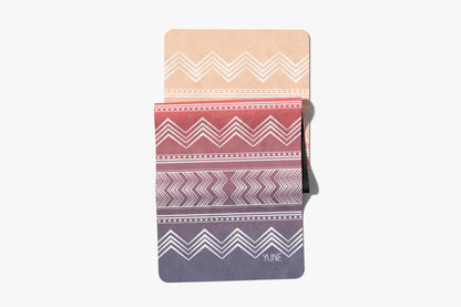 Phone case with zigzag pattern on a white background
